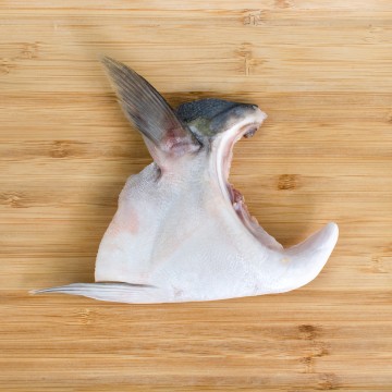 Frozen Hamachi Collar (Yellowtail Fish Collar) 鰤鱼颈部