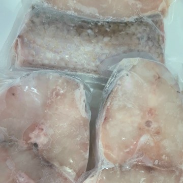 RARE DEALS! Frozen Threadfin Cutting 冰冻午鱼块 (1 - 2 pcs / 200g - 300g)